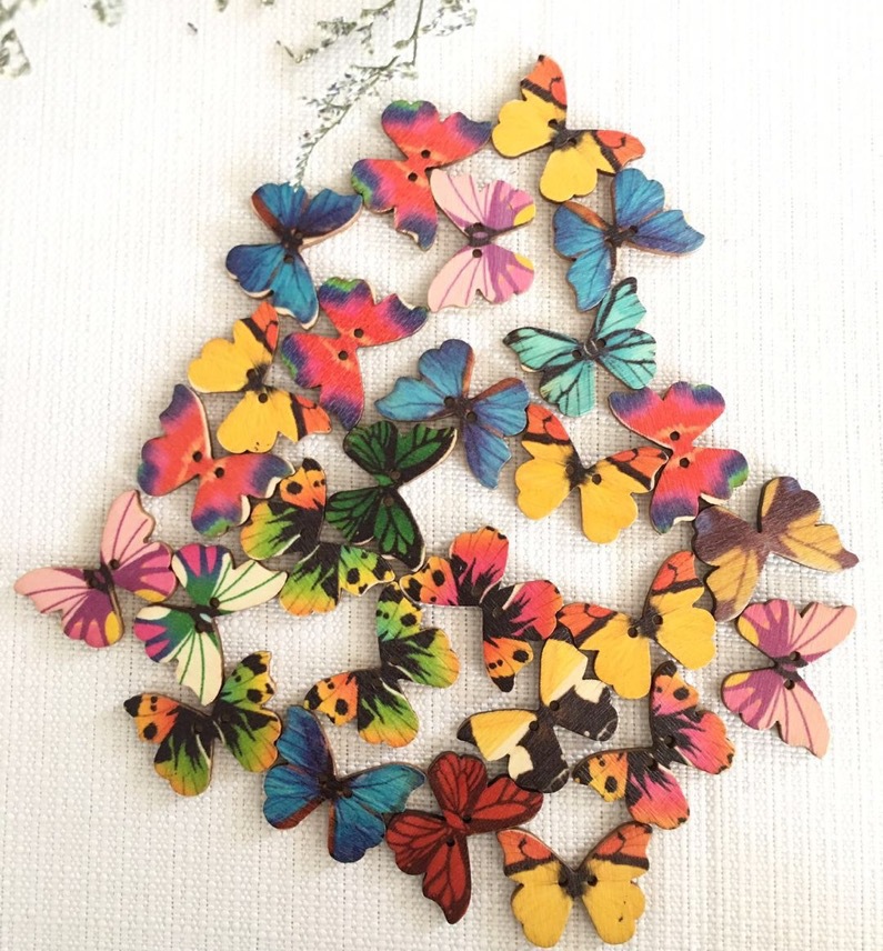 50 قطعة من أزرار الخشب على شكل - مراجعة Embellishments For Scrapbooking وسعره