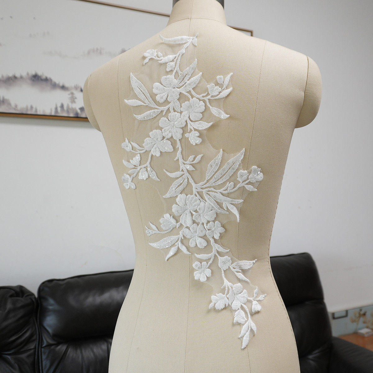 قطع قماش مزينة بالترتر على شكل - مراجعة Embellish Craft وسعره
